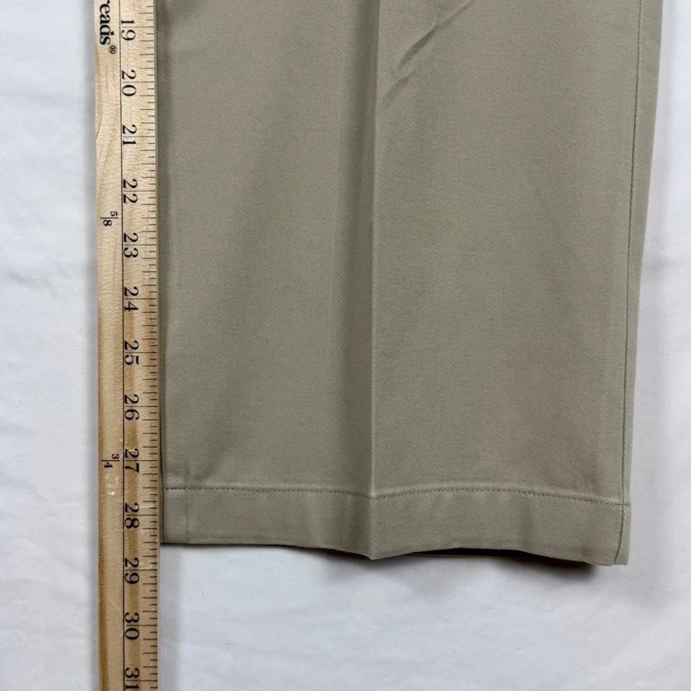 Dockers details brand
